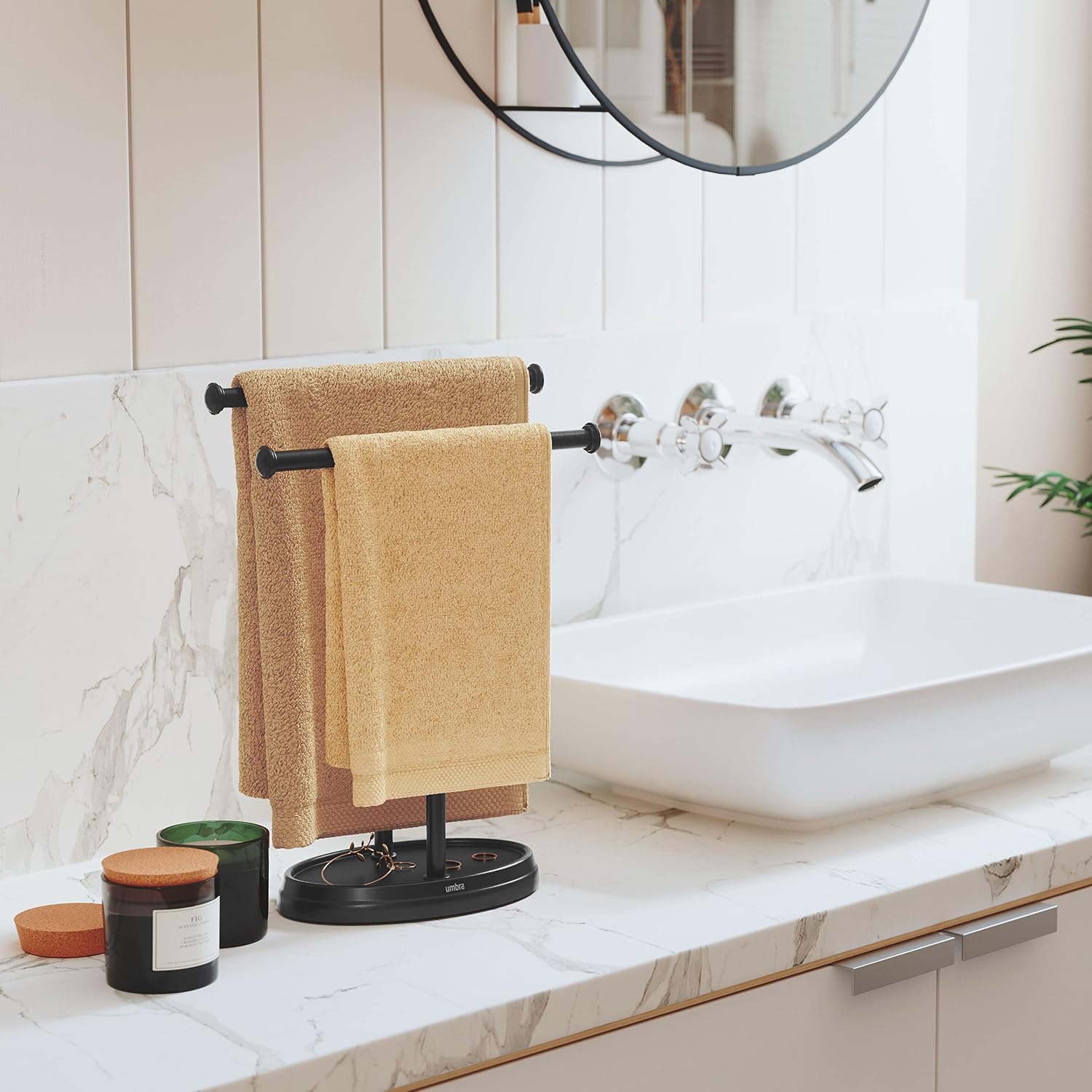Umbra Palm Towel Tree, Free Standing Hand Towel Holder, Black