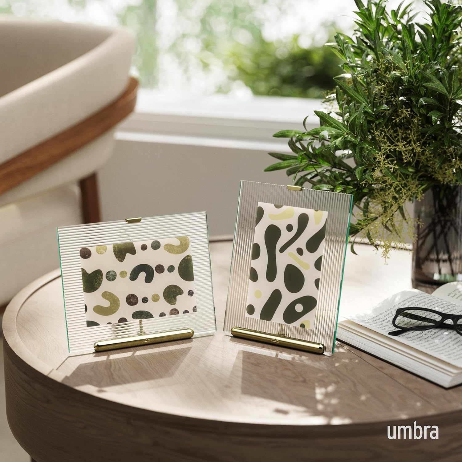 Umbra Flute 4x6 Inch Picture Frame, Brass